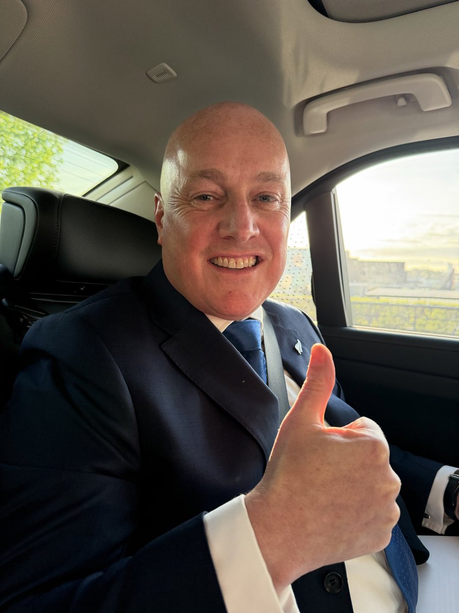 chrisluxonmp's tweet photo. Off to the second TV debate to talk No New Taxes! https://t.co/jqz0pbGPhY