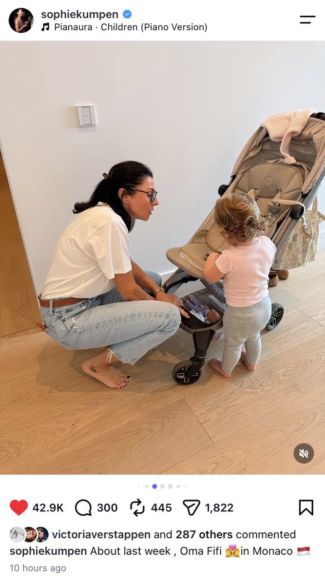 verstappenhq's tweet photo. So many people hating on Max and Kelly for “abandoning” their kids with the nanny while they were in Singapore. Meanwhile Max’s mom was babysitting them (and the pets). Are parents never allowed to be away from home? Touch grass. https://t.co/lWcpdEB7rC