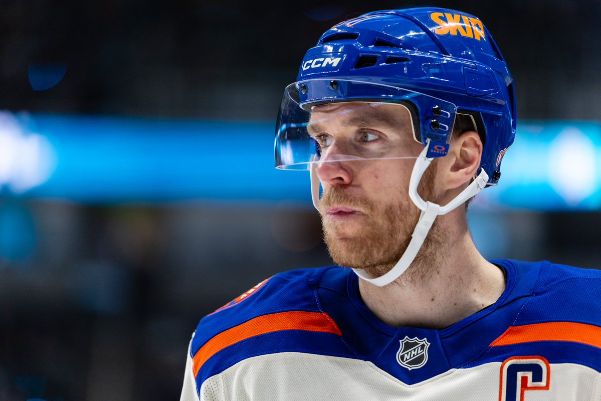 BR_OpenIce's tweet photo. Connor McDavid through 6 games
- 4 goals
- 13 assists
- 17 points (14 primary)

He is currently on pace for 238 points 🤯 https://t.co/PVVCvrpfXb