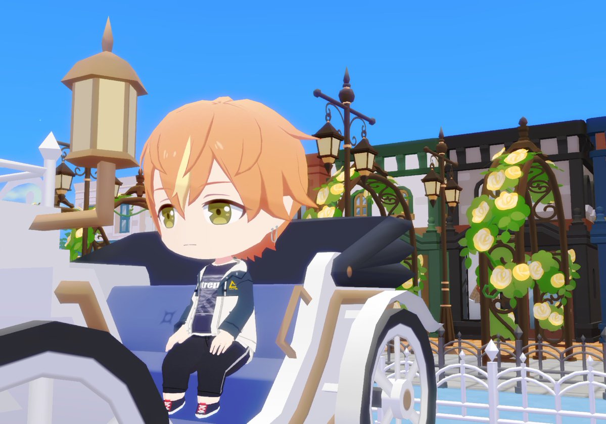 RedJas_Amethyst's tweet photo. 馬車に乗ってる彰人くん、馬車の色味もあってかだいぶ前のホワイトデー(司くん、瑞希ちゃん、彰人くんガチャピックの)衣装似合いそうとちょっと思った

あとゼリーに座る遥ちゃんにまふゆちゃん…服装かカメラ位置のせいか座り方ちょっと違う…？ https://t.co/AdSqaR2tkX