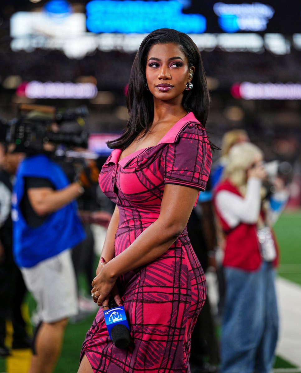 AthleteVanity's tweet photo. Damn. https://t.co/ujmUiHS8B2
