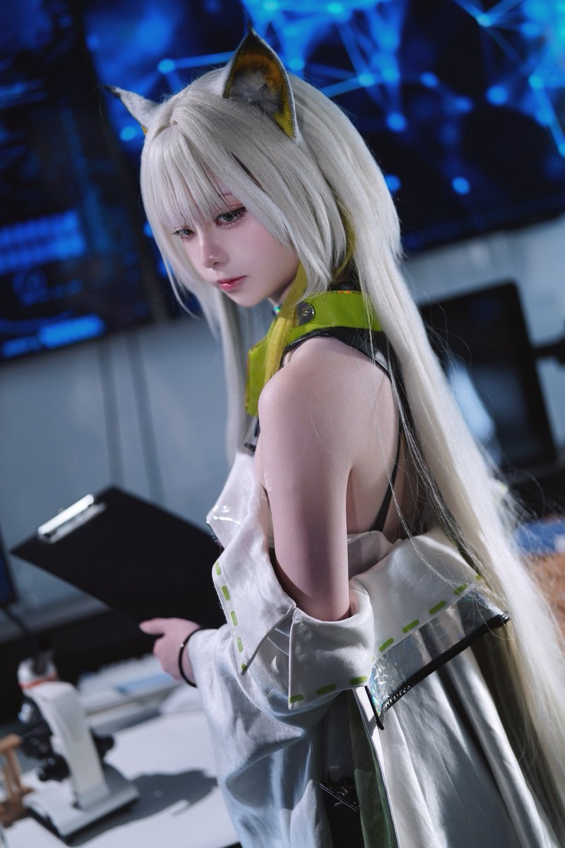 kisuzu_cosplay's tweet photo. おかえりなさい、ケルシー

ケルシー・エスペランタ実装おめでとう

#アークナイツコスプレ #アークナイツ2026大感謝祭秋 https://t.co/yq8NvHenlZ