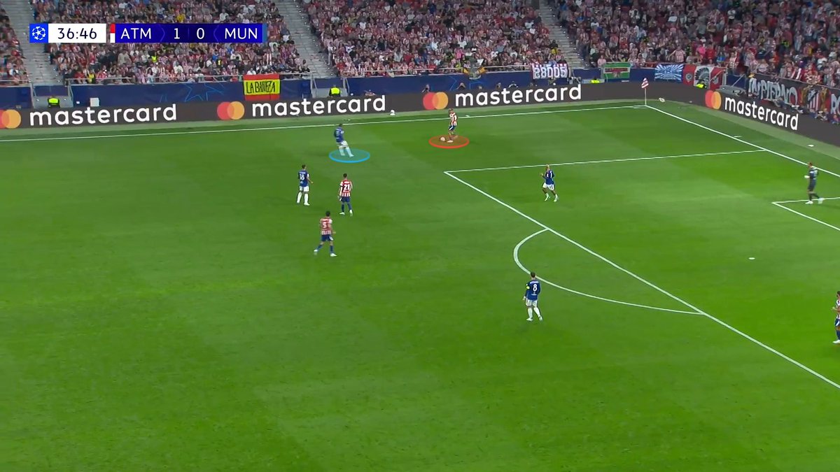 EBL2017's tweet photo. 💣💥 Lisandro Martinez, his teammates, and Michael Carrick should look in the mirror.

The club may not have had the most incredible summer window (partly down to the fact that they didn't replace a player like Martinez in the XI due to the shortage of world class centre backs available), but there is a LOT that the coaching staff and players can control, yet none of them are succeeding in this regard.

Manchester United fans said they would be happy would their summer window if they signed Lewis Hall on top of what they already signed.

Do you really think that Lewis Hall would solve all of United's problems? Get a grip.

And this idea that United's squad is small is just not true.

They have two players for every single position. No matter what way you spin it, that is the reality. How many teams in world football can say that about their squad?

Also, sometimes the market is not in a position where it makes sense to spend a LOT of money because of the player pool available (look at Arsenal and Liverpool over the years). Besides, United have certain financial restrictions as a consequence of the mistakes of yesteryear, and are we really going to act like last summer was a bad window with Mbeumo, Cunha, Sesko, and Lammens signed with countless players on big wages who were not good enough shipped out?

That same summer window is the main reason United finished 3rd last season when they finished 15th under Ruben Amorim the season prior to that (who seem insane fans think the club should have kept). United's attackers, on top of Bruno Fernandes, are their best asset by a mile.

In the summer just gone, they rebuilt the midfield, and although it may not be flawless, I'd argue that if they signed Elliott Anderson and played him alongside an incredible talent like Kobbie Mainoo that Manchester United would STILL have major problems.

Partly because of personnel (like the outdated Lisandro Martinez and Harry Maguire partnership), but also largely because of tactics and imbalance.

Are we really going to argue that this squad of players it totally incompetent? Even though Michael Carrick already showed that he can accumulate a title-challenging points tally over the course of half a season (albeit without European football to contend with)? Let's be serious here.

Was the summer window perfect? No.

But Lisandro Martinez coming out and blaming the sporting director and the board is pathetic. He has been atrocious this season.

But, not only that, you can't always have everything in the market. This isn't a video game. And Manchester United are not a club who breaks rules to sign whoever they want whenever they want like their despicable neighbours.

What Michael Carrick and the players can control is what I'm interested in. Lisandro Martinez can control not giving the ball away at home to Ipswich. He can also control not being bullied by Solanke which cost United 2 points at home to Spurs.

But Carrick is the main culprit, here. He has had a shocking season so far.

Last season, Carrick gave United balance by playing basic football.

They pressed in a diamond shape from opposition goal kicks but when they lacked pressure on the ball they were content to sit back and protect their box. With the ball, they were well-coached in the 4-2-4 build-up and had a nice blend of freedom + positional play in their 3-1-3-3 / 3-1-6 attack.

This season, that balance has been lost MASSIVELY.

Rashford coming back and playing alongside Cunha to start the season made the team too fluid positionally in attack with not enough positional rigidity combined with too many half-assed defensive players at the top end of the pitch.

Combine that with a midfield two of Mainoo + Tielemans and a centre back partnership of Martinez + Maguire and every single area in the team lacks athleticism.

That's a selection issue. There is nothing stopping Carrick from picking more athletic profiles or balanced teams. I have always said that Carrick is similar to Arne Slot as a coach (albeit not as good) because his teams have some decent details with the ball but are below average in the press and cautious defensively which means that they can A) be played through at times and B) be pinned back onto the edge of their own box.

But the problem with Carrick this season is that the balance in possession is not as good as what it once was and he has tried to implement a more aggressive pressing model which is not well coached AND the team lack athleticism + intensity to play that way, thus resulting in some PATHETIC performances.

Let me give you on example by looking at the 2nd to 4th images below.

Rashford jumps to Llorente but is miles too late. Llorente has about 5 yards of separation as he's playing the pass forwards.

Heaven and Baleba press the same man, Atleti's #6 runs off the back of Tielemans + Mbeumo, and now United are defending with a 5v3 underload in their own defensive line on the edge of their own box.

AND THIS HAPPENED 10x IN THE FIRST HALF ALONE.

Bruno played on the right wing and sometimes he was randomly pressing Romero at right centre half? His role was to invert to press the left centre back with Dalot backing up the press behind him and Yoro shifting across but the amount of times he jumped too early was insane. Where is the clarity tactically?

Baleba was als often on the right side of the pitch coming all the way across from the left? Why? He's trying, and I respect that, but there is not enough clarity for him to work with from the coaching staff.

And, the amount of times players had their hands in the air demonstrating with each other because there was defensive confusion was INCREDIBLE.

I could give you countless examples of these types of issues from the Fulham and Spurs game as well, all of which stem from a lack of tactical clarity and team-selection issues.

What made United good last season was their individual quality. Not their tactics. Michael Carrick has always been really basic. I got a lot of heat for saying that last season. But what I also said is that although he is basic, United can still do really well under him, but that was under the assumption that he would continue with last season's game-model.

The game-model and style of play that was basic, sure, but it at least gave United constant balance with the ball and clarity defensively. That clarity defensively is the biggest problem this season. United will never be the most athletically dominant group of players with the squad profile that they have, but last season when they didn't have possession they were happy to defend low and counter-attack. Now they are trying to get more pressure on the ball high and in the mid-block through man-to-man pressure or zonal turned man-to-man pressure but the coaching combined with the team selections and subsequent lack of athleticism is MILES OFF OF IT.

These are ALL controllable factors.

Lisandro Martinez has been shocking this season, but so has Michael Carrick tactically. Is that the sporting director's fault? No, it's not, obviously.

Martinez' attitude is defeatist and extremely negative. For a player in the leadership group to come out and say that is a disgrace because it highlights the pessimistic attitude in the group. Now I will have even less excuses for this team - for the likes of Bruno, Cunha, and whoever the hell else who throw their arms up in the air over some petulant situation.

I said Michael Carrick should be given time based on what he showed last season, but after the Fulham, Spurs, and Atleti games that patience is wearing thin. If you give this United team basic balance with and without the ball then the quality is so incredible in attack alone that there is no doubt that this team will finish in the Champions League spaces domestically.

Carrick gave the team balance most weeks last season and we saw that reality play out. This season? The balance hasn't reliably been there with or without the ball (especially defensively).

He has to improve, and so do the individuals on the pitch because even the good iteration of Carrick's basic game-model is reliant on individuals over-performing relative to the norm, but that happened last season (Bruno Fernandes).

This season, Bruno's output has fallen off of a cliff, guys like Mbeumo have missed key chances at key times (City, Atleti), Cunha has flattered to deceive, Rashford hasn't even scored a goal yet, and Sesko has proven to be unreliable because he can't stay fit 😤

My eyes are on Michael Carrick, mainly. Give the team balance and United will be better immediately. Basic, but better. The faults lie with him more than anybody else. Some passion would also be appreciated to get the fans and players on side, too…

But save me the pitiful excuses. I've no time for them. There is more than enough at Michael Carrick's disposal to make this team play far better than they are. And, as much as the structure doesn't help him, Lisandro Martinez must take responsibility for his own shocking performances to start the season and lead by example on the pitch, not with petulant and defeatist comments off the pitch.

😡

I rest my case 🛑