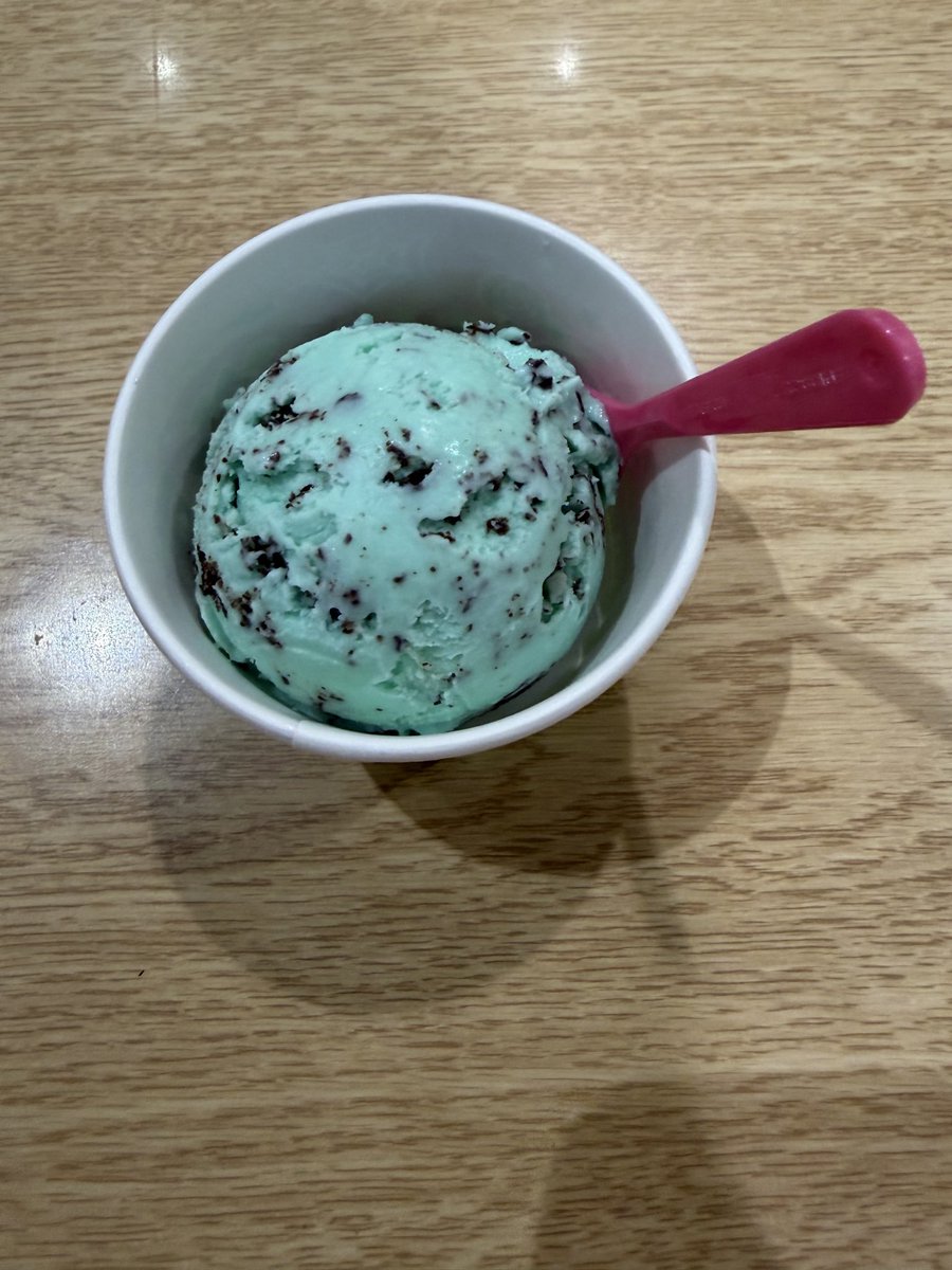 Kuikidesu's tweet photo. 【人間の食べ物】 https://t.co/OVb932hqiT