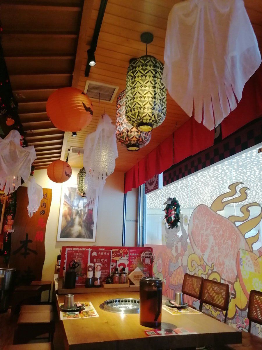 tshg9999's tweet photo. [今日はアジア料理を食べに行ったら、店主の方がとても親切で、手伝ってくれた！あのサクサクの唐揚げ、最高だったな～] https://t.co/1GYN0emkdY