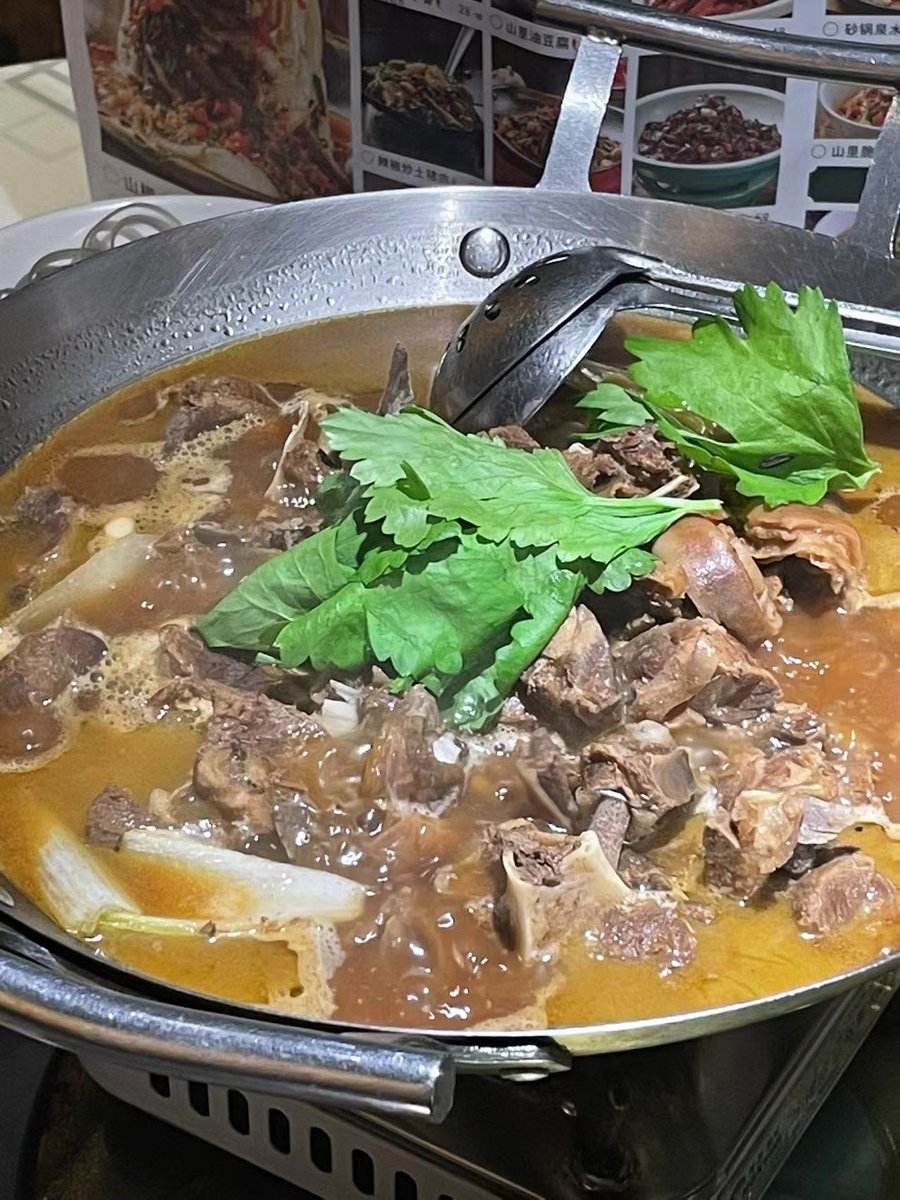 AmitYadav3476's tweet photo. I ate at Wò Měn Restaurant, ordered a dish with Qǎo Nì Vinegar—super tasty, worth sharing! https://t.co/tqHJARvOA9