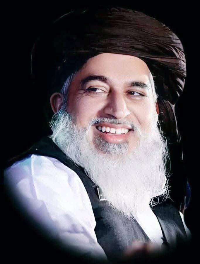 _Islamic_Queen's tweet photo. مسکراہٹ دیکھ کر ان کی ہم ہوش گنوا بیٹھے
ہم ہوش میں آنے کو تھے وہ پھر مسکرا بیٹھے🥀🫠 https://t.co/DduqtsV9aS