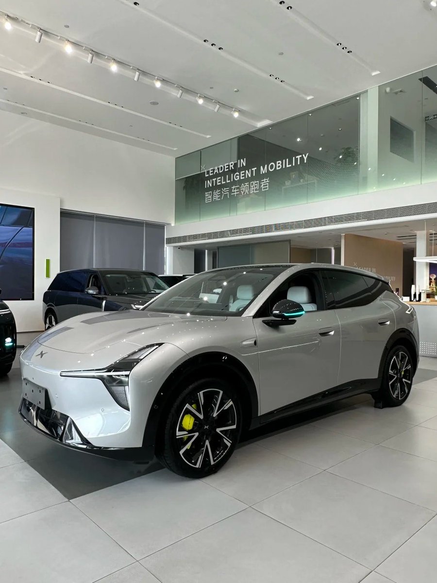 thinkercar's tweet photo. #XPeng MONA L05 display vehicles have arrived at dealerships. https://t.co/9pz5kBgCKb