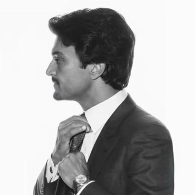 uzillli_14's tweet photo. #NewProfilePic https://t.co/NKZCu9HT98
