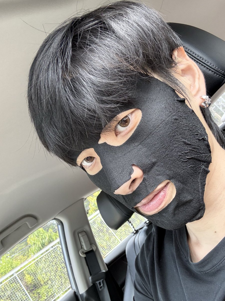 Bossptk's tweet photo. ทุกเช้าเราชาร์จ https://t.co/LOstoEENtm