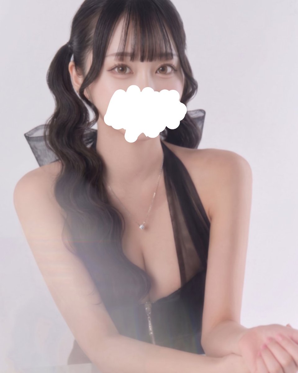 Endskaewa's tweet photo. この顔と身体でデビューしてるのほんとに感謝してほしい。。 https://t.co/TvT7iMEhVG