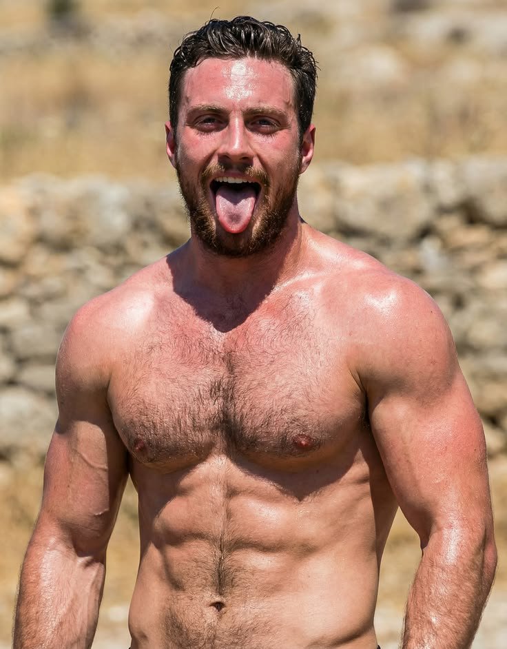gladyzbabe's tweet photo. aron taylor johnson... https://t.co/Pa9qxENMNY