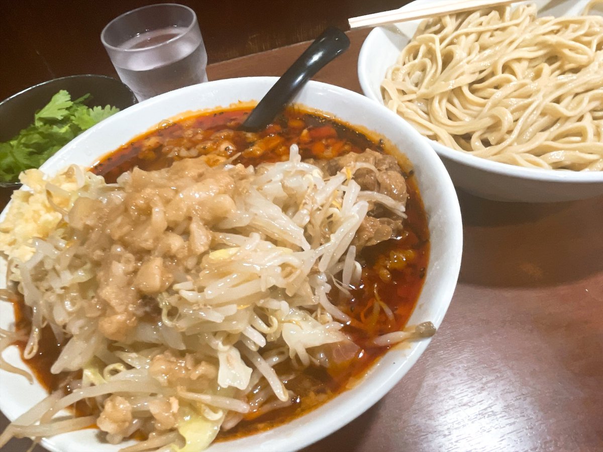 adayomadakou456's tweet photo. これは昼に食べて今俺のケツを破壊してる麻辣つけ麺 https://t.co/YQp9gjyhQi