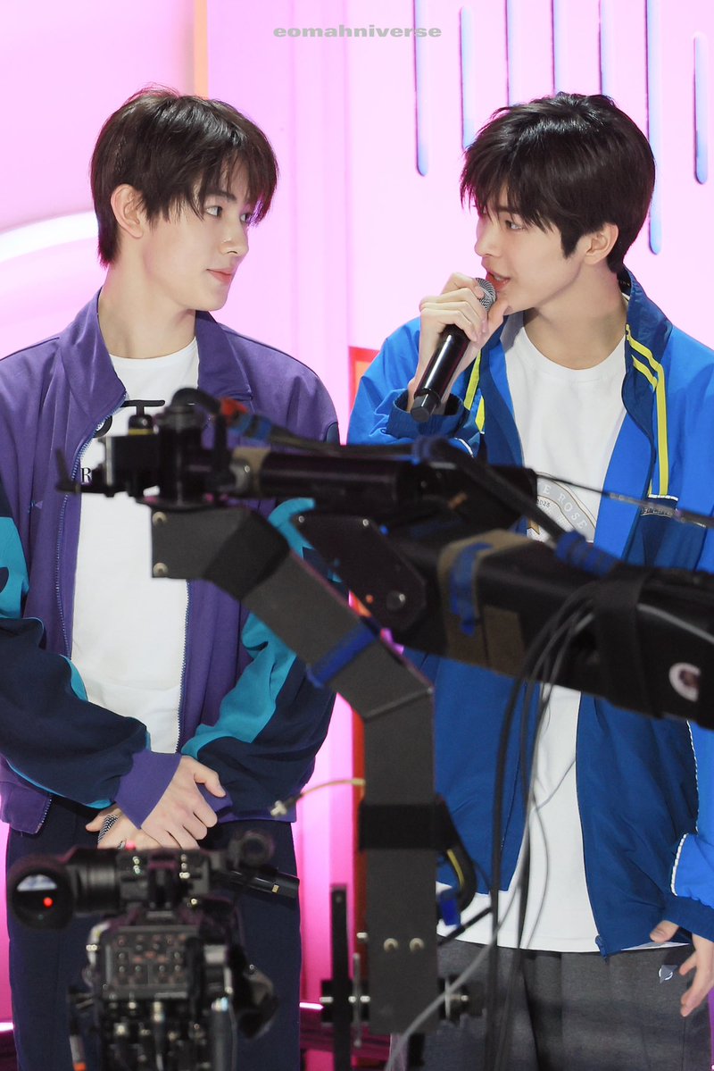 gemxinhiu's tweet photo. 260426

🐶👀🦊

#SEONGHYEON #성현 #KEONHO #건호 #CORTIS #코르티스 https://t.co/f0oDvV3Ng9