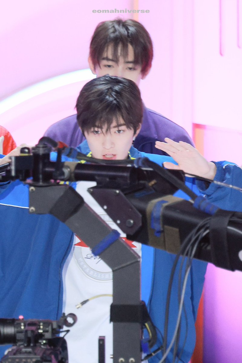 gemxinhiu's tweet photo. 260426

🐶👀🦊

#SEONGHYEON #성현 #KEONHO #건호 #CORTIS #코르티스 https://t.co/f0oDvV3Ng9