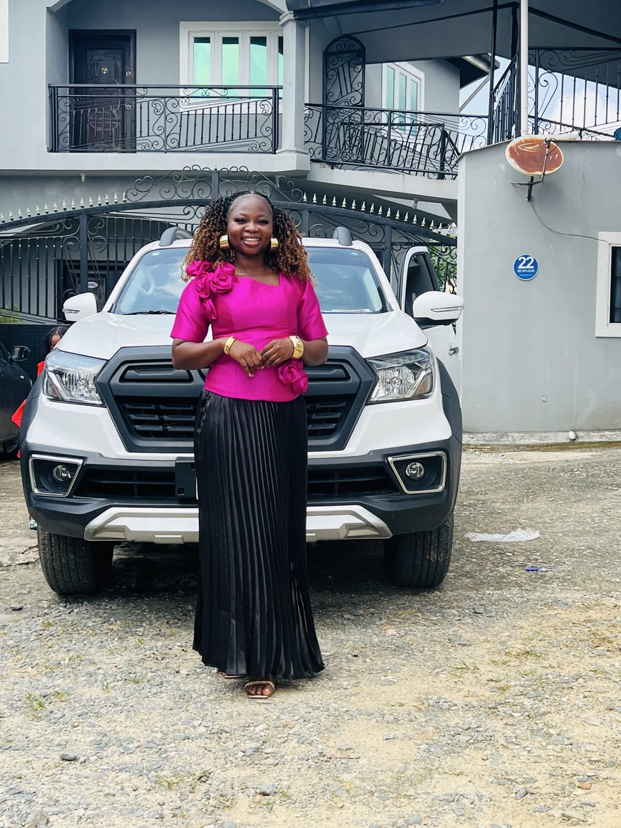 HopeIsimaro's tweet photo. Real estate professionals don’t always need a full-time employee to stay organized.

A Virtual Assistant saves time, reduces costs, and helps you focus on closing deals. 🏡

Work Smarter, save time, and focus on closing deals.

#30daysonXwithChiomaAmadi https://t.co/CtgxBfsDnP