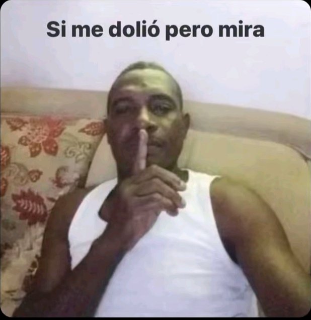 Sasxts's tweet photo. Yo al ver que a esa persona no le importó que nos hayamos alejado: https://t.co/bkkcK8iFy2