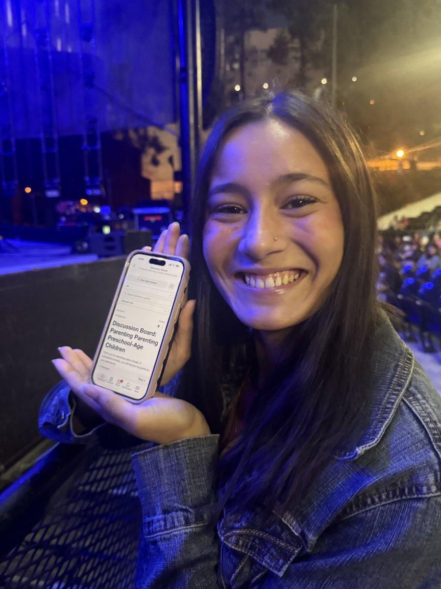 welllimnotapoet's tweet photo. me when i’m barricade at tucker but i have a canvas discussion post due at midnight https://t.co/I5GGSYBZ58