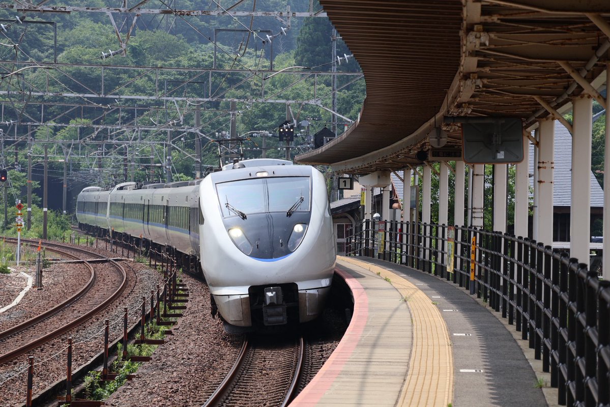 Eternal_mlsc's tweet photo. #鉄道の日
たまには趣味で撮ってる電車を載せてみます https://t.co/CDo3Z4n1Mm