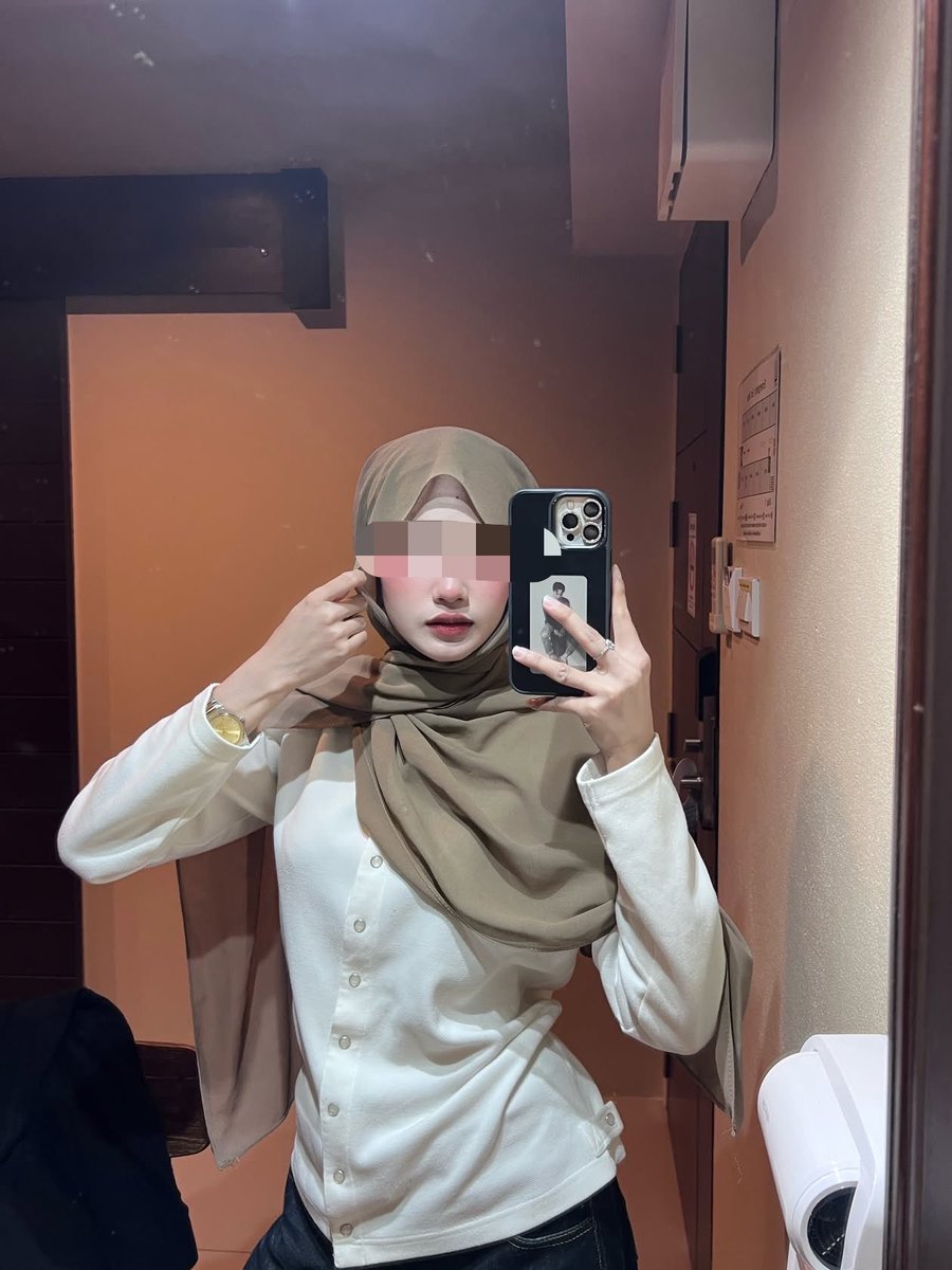 GeriCianich's tweet photo. 🌸🌸"ตอนแรกก็ไม่เชื่อ จนกระทั่งลองใช้เอง... ไอเทมลับที่บิวตี้บล็อกเกอร์เกาหลีโหวตให้เป็นอันดับ 1!" 💖 ครีมกันแดดเนื้อซูเฟล่ บางเบา คุมมันนาน 🌤🌥
 🆔  : nana12583
รับงานยะลารับงานนราธิวาสรับงานปัตตานี
#ยะลา #นราธิวาส #ปัตตานี https://t.co/p2FAAqfUHR