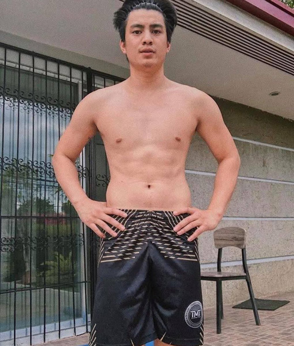 arkira_00's tweet photo. Baka ikaw nalang di pa nakakapanuod ng video ni Anjo D. nakapin na sa wall ko ang link https://t.co/645bVpGaEp