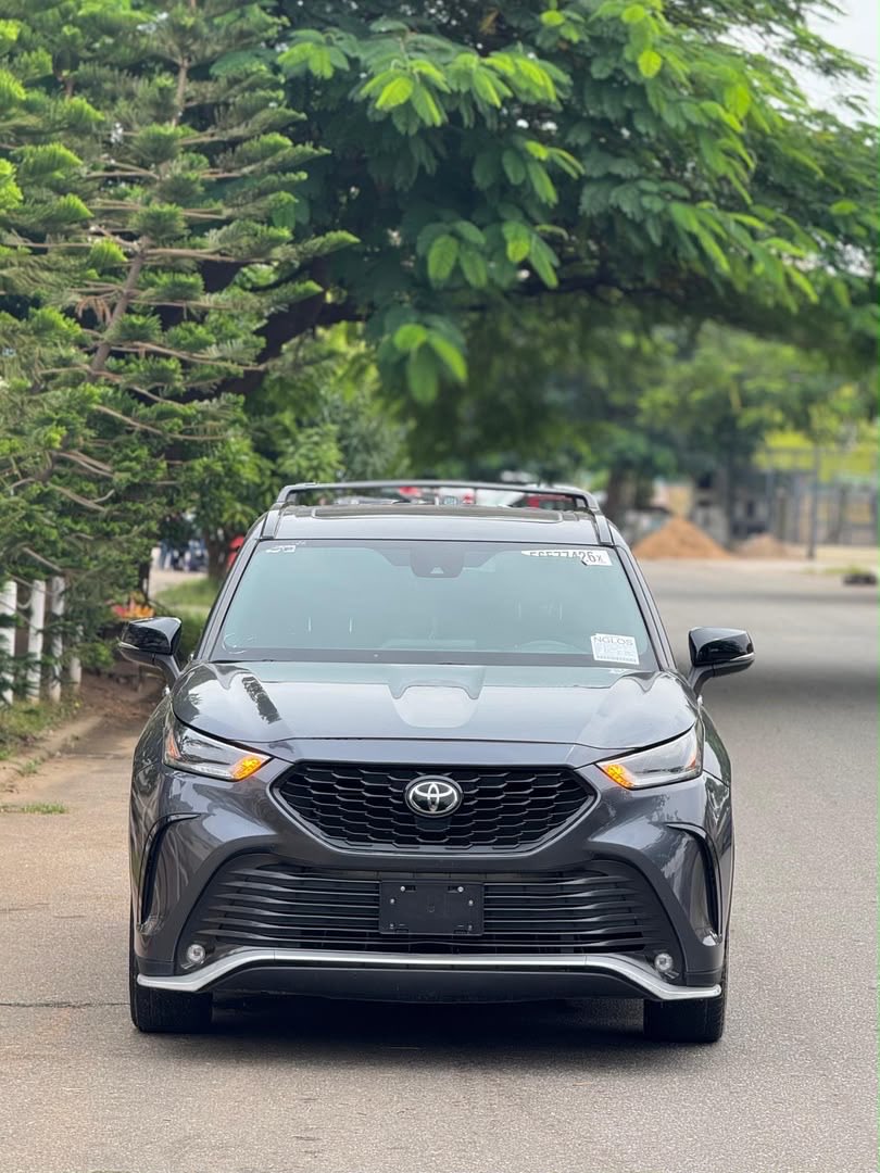 onurown2's tweet photo. TOYOTA HIGLANDER XSE
YEAR: 2019
DUTY✔️
PRICE: 63M
📍Abuja -Available for inspection 
📞 09139070270

Kindly retweet please🙏🏽

#verydarkman #lagoslife #GALBAR Wike Adeleke Obaseki Privacy Mojo Brainbox Osimhen Wike  Amen Lookman Adeyemi GM CT https://t.co/5hE68ltmg9