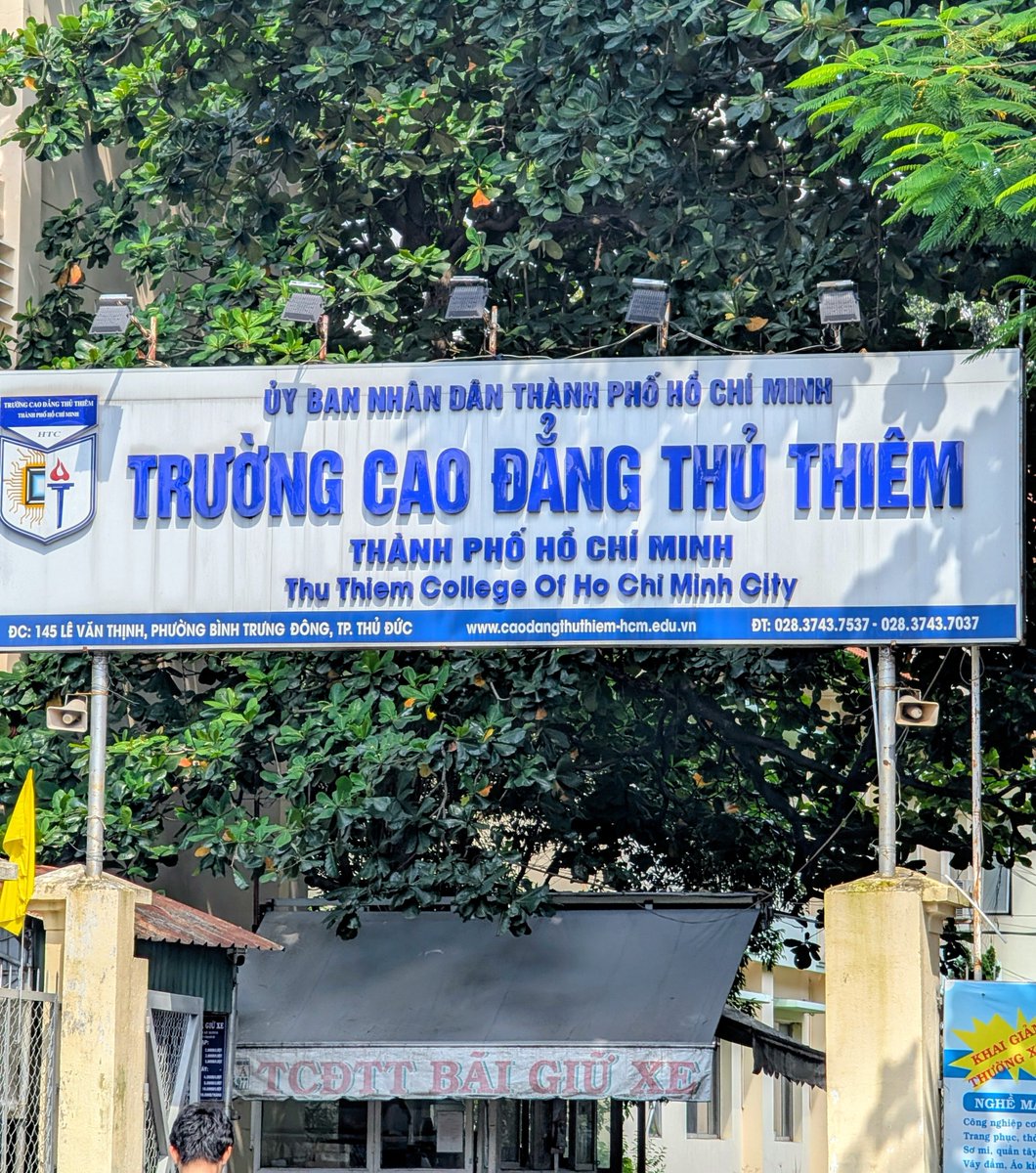 davidDpez90's tweet photo. @trngsxeu Cần $$$ inbox anh https://t.co/rkd4YXpf2O