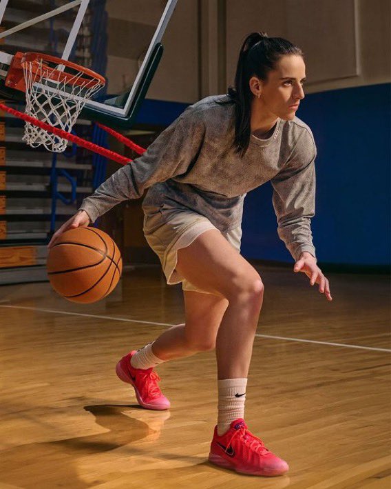 CaitlinCladz's tweet photo. Be Honest!!

Are you still a fan of Caitlin Clark?

🛑 Yes

🛑 No https://t.co/FkzxxEoh6m