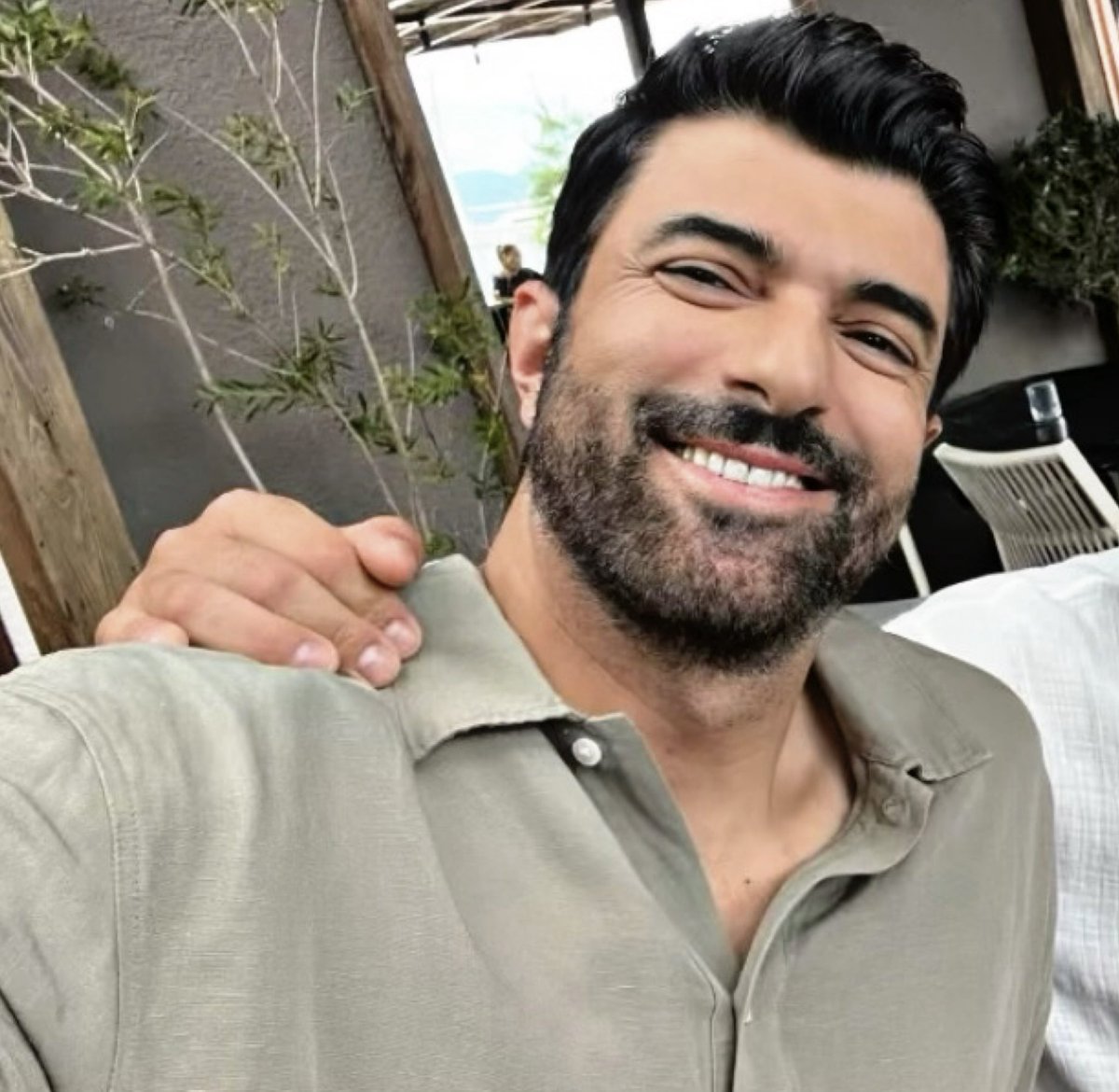 eakyurek_int's tweet photo. Good morning ☀️ 
#EnginAkyürek https://t.co/YDh1yYixDR