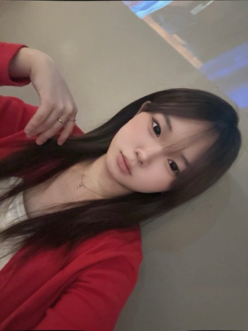 jymoon62's tweet photo. 진짜파트너하실분구함 레알로찐으 로.  .. .   #일상계_𝕏친소 #구인 #친구 https://t.co/VMkrit0XLM