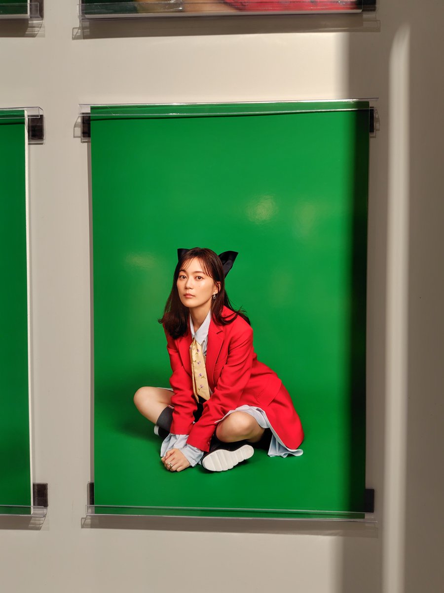 iioo_emra's tweet photo. ライブ後兆楽行ってもっかいシブツタ行ってこれから帰宅
12月にビルボードライブ、1月にバースデーイベントと嬉しい発表もあって楽しみすぎるな♩🎀
ビルボードは狭き門だけど一度は行ってみたい

今回で見納め(？)の猫耳いくちゃんも可愛すぎるのでどうぞ👀💕

 #IKT 
 #ikutour 
 #生田絵梨花 https://t.co/V1TYTjU1KG
