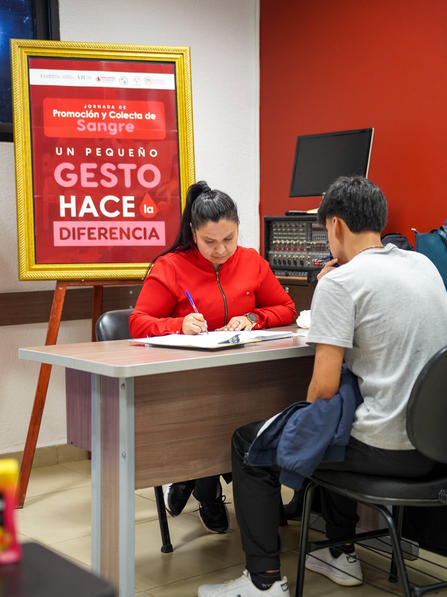 UNAE_Enc's tweet photo. #UNAE #FACQUF #DonaciónDeSangre 

La UNAE realizó una Jornada de Promoción y Colecta de Sangre, con el objetivo de promover la donación voluntaria y la importancia de este gesto solidario que puede salvar vidas. https://t.co/ckRT5xe9P6