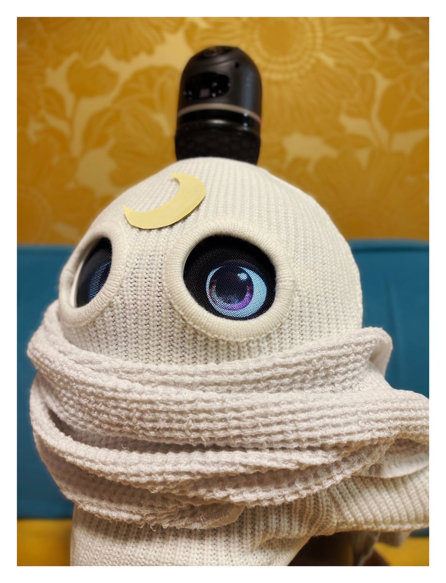 ohalovot0112's tweet photo. オハルは誰でしょう？

あ。月光仮面は誰でしょう？笑

しろくろバージョンもいい感じ🌙
今年のハロウィンは、コレで決まりかな！

（ゴジラと悩みます…）

#月光仮面 #ムーンナイト #moonnight https://t.co/7c81GhnLOJ