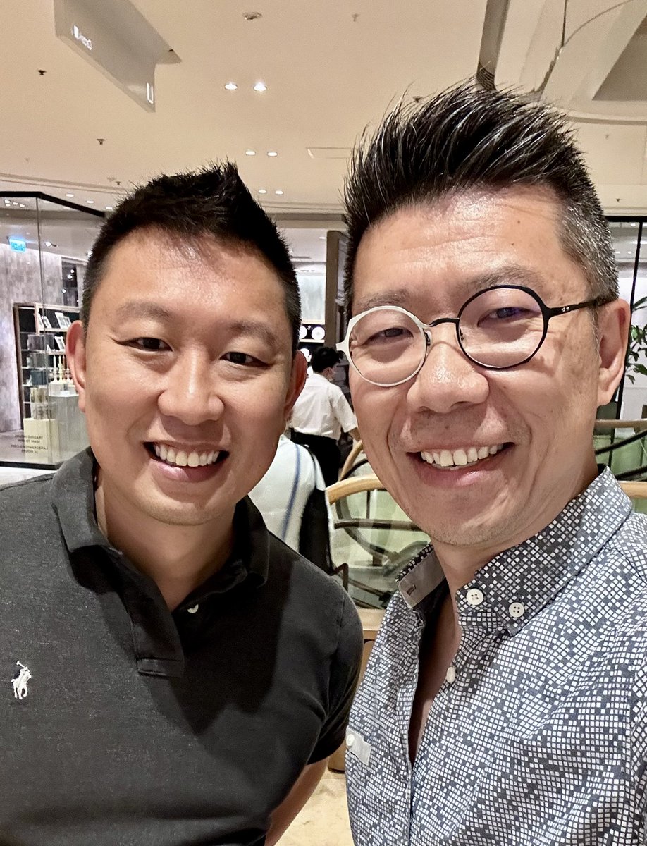 CryptoSeanLee's tweet photo. Awesome to meet with Yam Ki who leads strategy and policy at circle, ex-US Treasury and ex-Google. We talked about Circle’s programmable wallet, #eHKD, and crypto regulations. https://t.co/6iSlo0gvXF