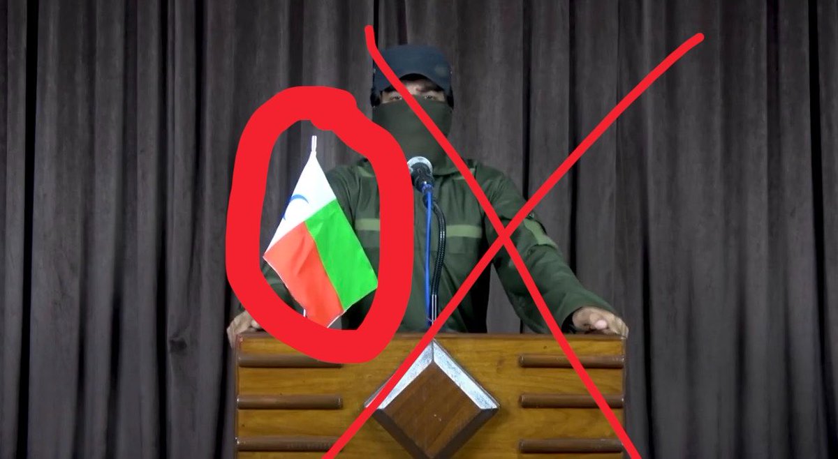 OrderOfTheShah's tweet photo. واقعا برام قابل هضم نیست که بعد از این‌همه سال، این‌همه تجربه و دیدن صدها سناریو و شگرد جمهوری اسلامی، باز هم عده‌ای، توی دام همون بازی‌های تکراری می‌افتن!

تلخ‌تر اینکه حتی وقتی سند و مدرک هم جلوشون می‌ذاری، باز انگار نه انگار! نه از گذشته درس می‌گیرن، نه حاضرن واقعیت رو ببینن!

یه بار دیگه موضعم رو شفاف بگم!

برای من سه اصل روشن و غیرقابل مذاکره‌ست:

🇮🇷 پرچم شیروخورشید
🇮🇷 تمامیت ارضی ایران
🇮🇷 همراهی با شاهزاده رضا پهلوی ( از نظر من رضا شاه دوم)

هر جریانی که خارج از این چارچوب حرکت کنه، از نظر من انحراف از مسیر انقلاب ملیه و باید درباره اهداف و پشت‌پرده‌اش سؤال کرد! قرار نیست با هر اسم تازه، هر شعار قشنگ و هر چهره جدید، حافظه تاریخی‌مون رو پاک کنیم و دوباره از همون سوراخ گزیده بشیم!

می‌خواین بپذیرین، می‌خواین نپذیرین!
موضع من روشنه و دیگه حوصله توضیح واضحات رو ندارم. پرچم کشور خیالی بلوچستان رو هم فرو کنید اونجا ه باید بره!!

#جاويدشاه‌