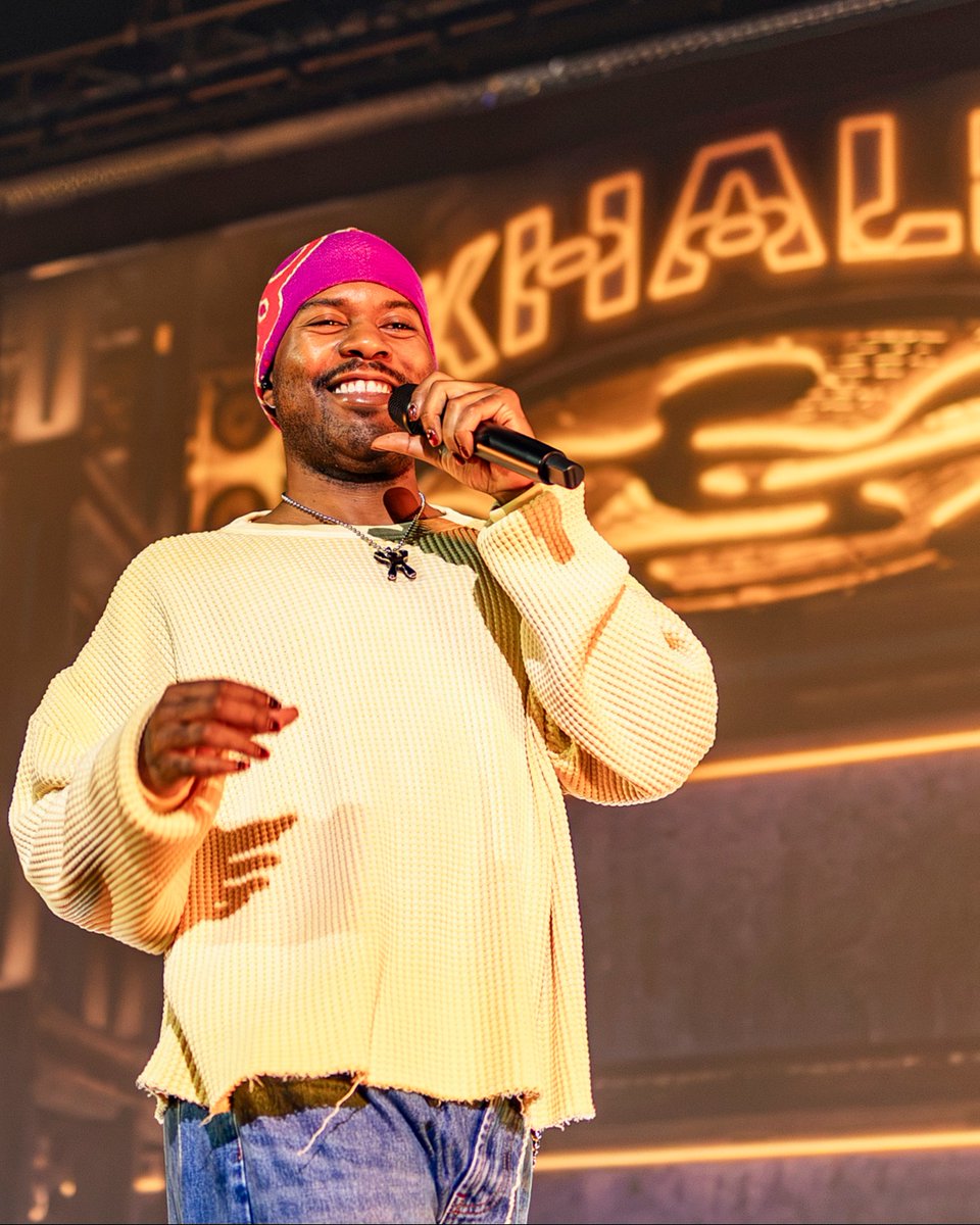 UEMusicHall's tweet photo. Einfach traumhaft! Das Konzert von @thegreatkhalid lässt uns nicht mehr los. 🤩

Die schönsten Momente des Abends, findet ihr in unserer Fotogalerie. 📸▶https://t.co/ILFacykLxc

© Pedro Becerra / STAGEVIEW https://t.co/0FKkkzujlG