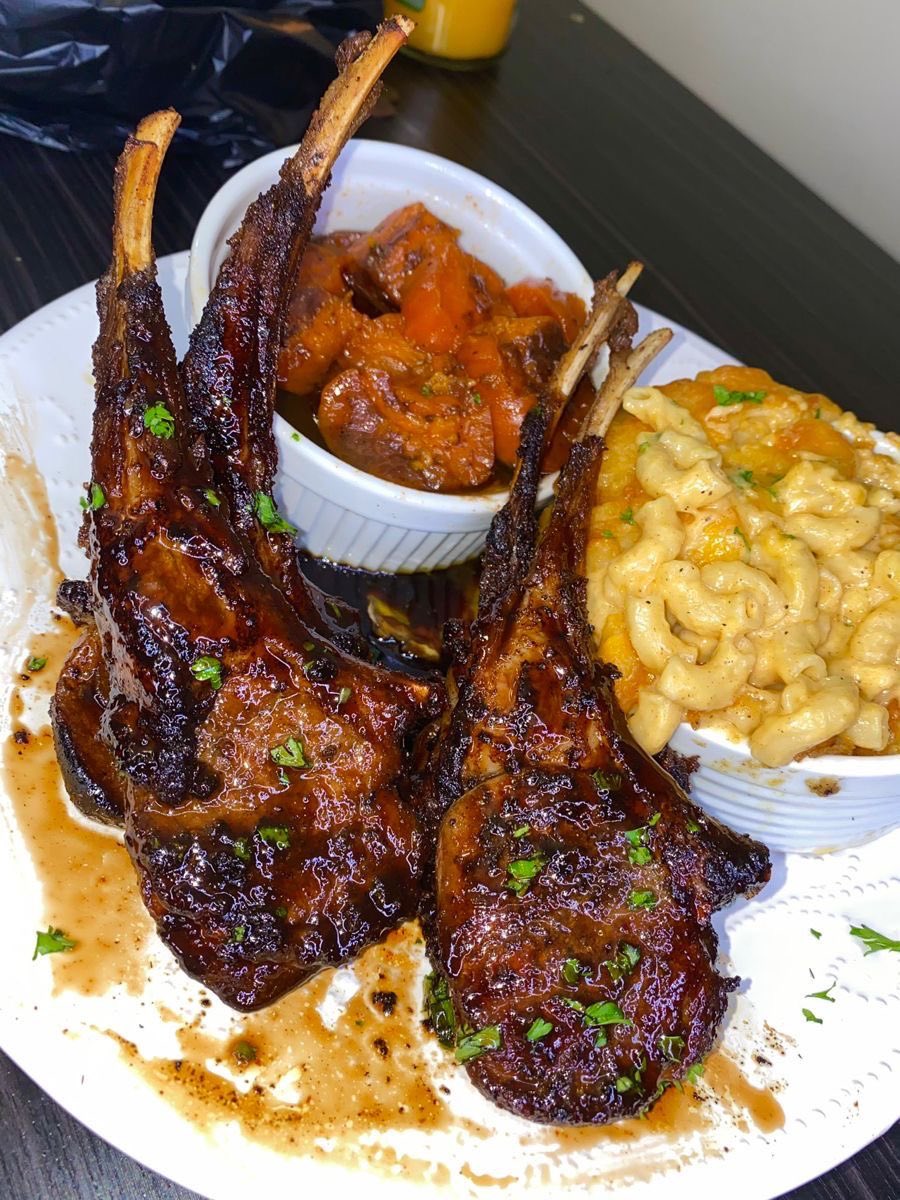 bossbabejass's tweet photo. Lamb Chops LOVERS 😍 https://t.co/p1lBKNTfXT