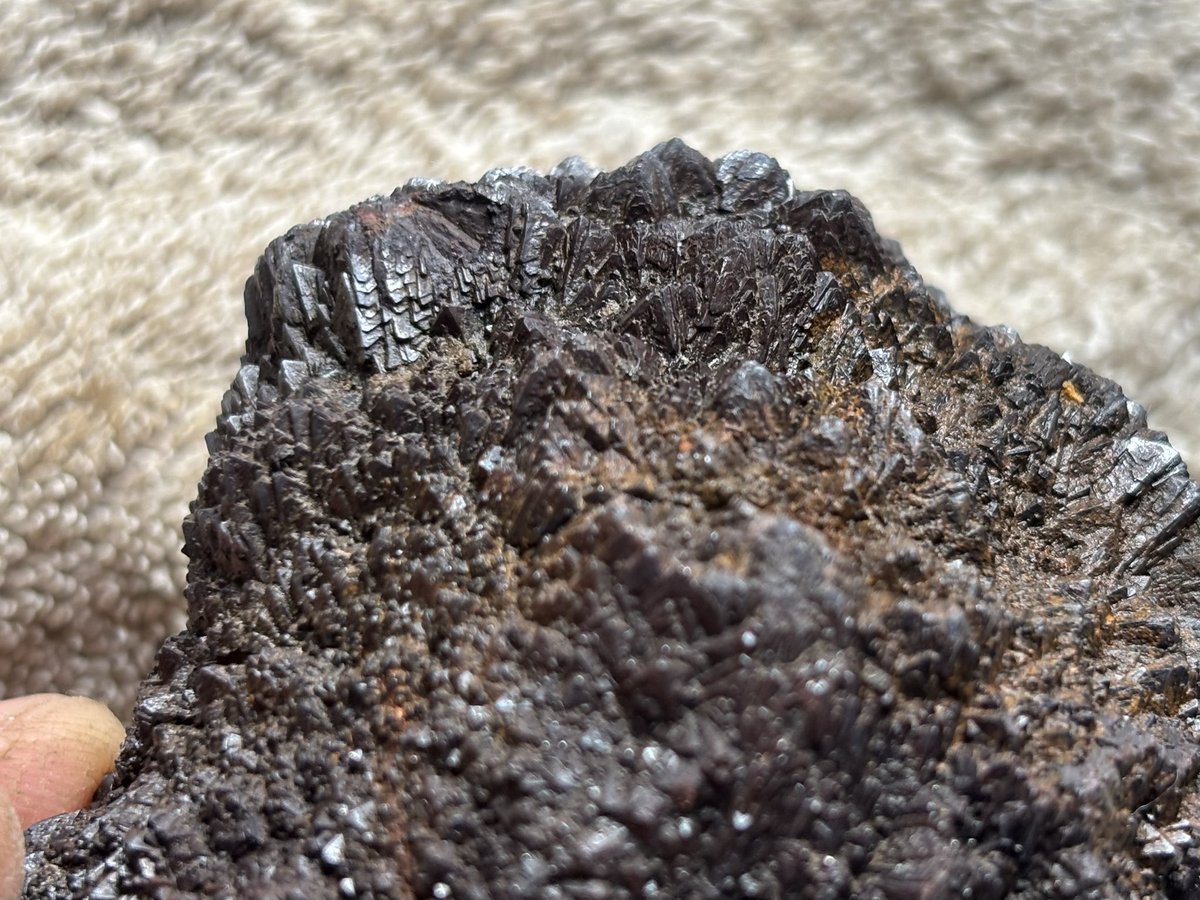 DavidButler34's tweet photo. Found this field walking and thought possibly an iron meteorite …but Grok says a Goethite terrestrial mineral. 

It’s really heavy for its size.
Crystalline surface structure, https://t.co/JFyqfUEMRE