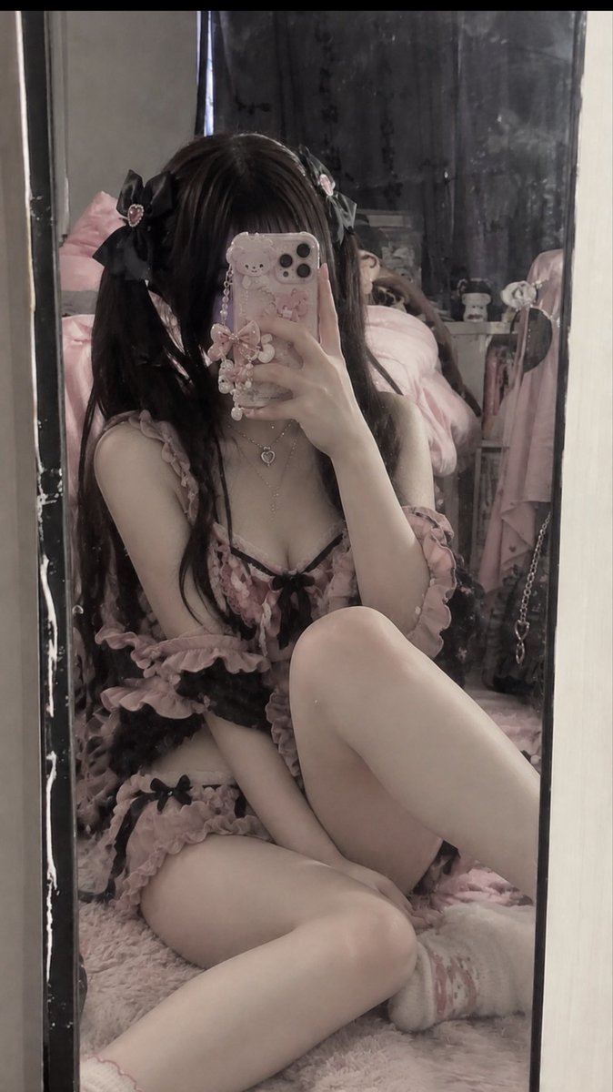 pechprom's tweet photo. こんなんですが
好きって言ってくれる人いる？
承認欲求満たしたい……

#裏アカ女子
#裏アカ男子と繋がりたい 
#裏垢女子 https://t.co/J7dwHyPWJD