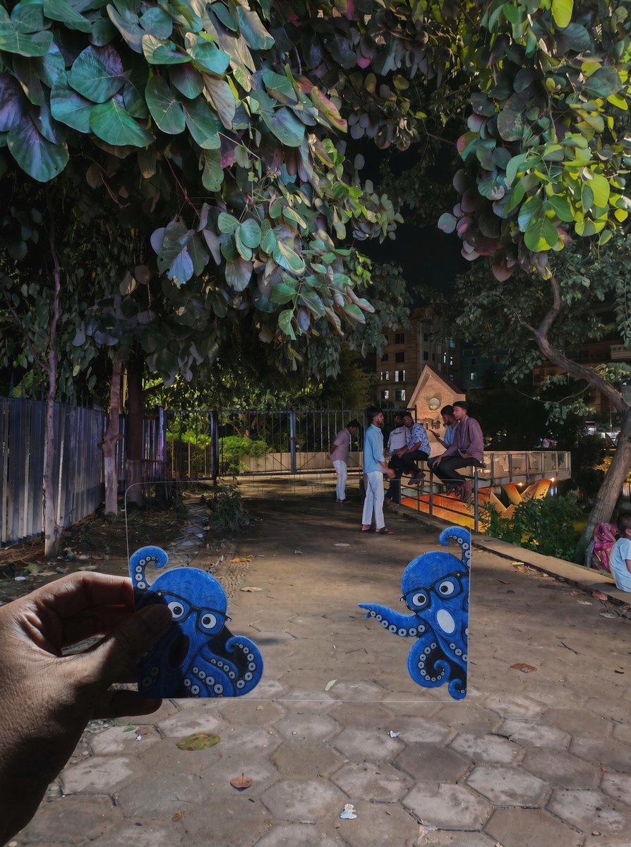 qhnqf's tweet photo. Professor Octo’s little adventures in Bangladesh.

From neighborhood walks and local shops to my workspace and everyday hangouts, Octo is getting a glimpse of life on my side of the world.

Different places, ordinary moments, one little octopus joining the journey.

@ProsperDesk #OctoEverywhere