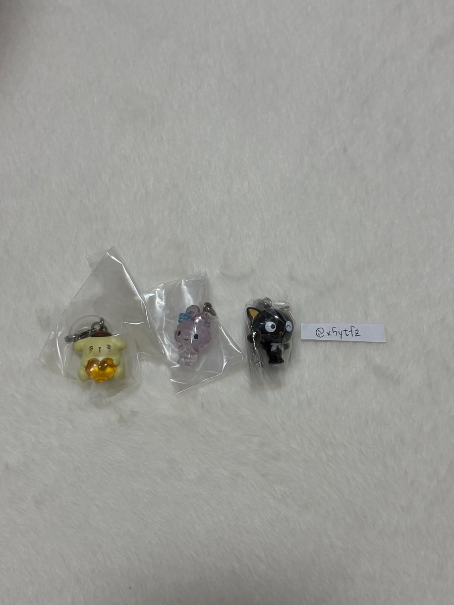 x5ytfz's tweet photo. サンリオめじるし エモきゅん けろけろ カラーコレクションBLACK 交換

【譲】エモきゅん2 ポムポムプリン
クリスタル マイメロ
BLACK チョコキャット

【求】めじるしクロミ(けろけろ＞エモきゅん＞異種)

大阪兵庫手渡しorYフリマor郵送希望
異種交換難しいかと思いますがお気軽にお声掛けください。 https://t.co/jApemWRuKq