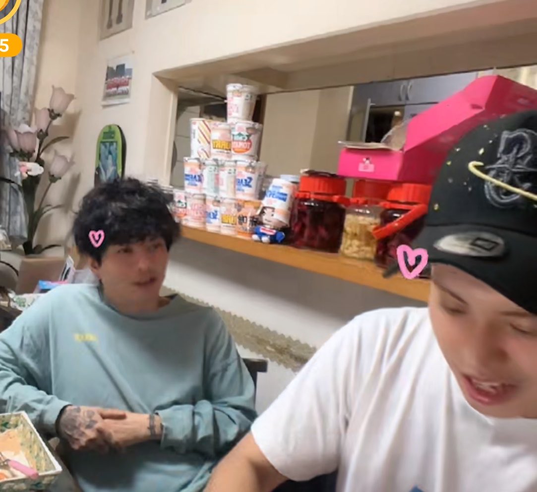 hkptom's tweet photo. 田中家にじゅりかぷぬいるの可愛すぎやろ https://t.co/7pQfo8Kpzb