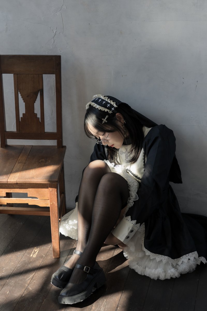 SonicSabo's tweet photo. No Prayer, Only Light.
Tokyo, 2026   
#FineArtPortrait 
#PortraitPhotography https://t.co/80Tq0SRk4N