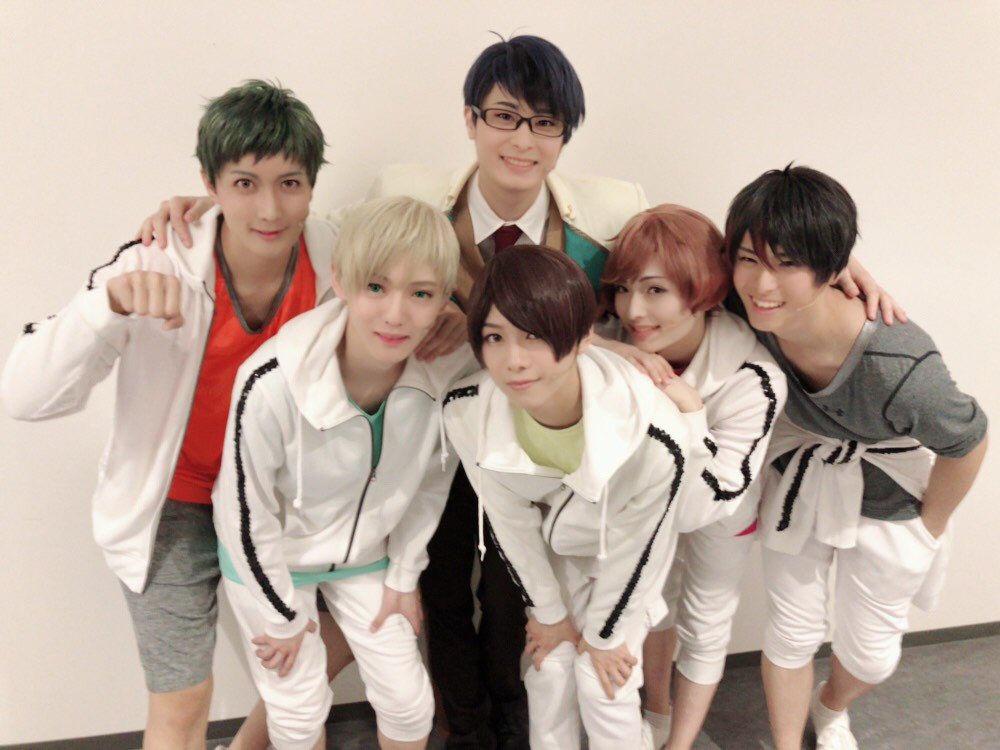 hoshimotoyuzuki's tweet photo. 続くものと、別れを迎えるもの。
その両方が色んな感情となって
心を渦巻いていた頃。
2018年の夏。
泣いたし笑った。
すべては有限なんだ
限られた時間の中で
何を残せるかなんだと
そう感じた夏でした。

#スタミュミュ
#あんステフェス https://t.co/dNe34O2zDW
