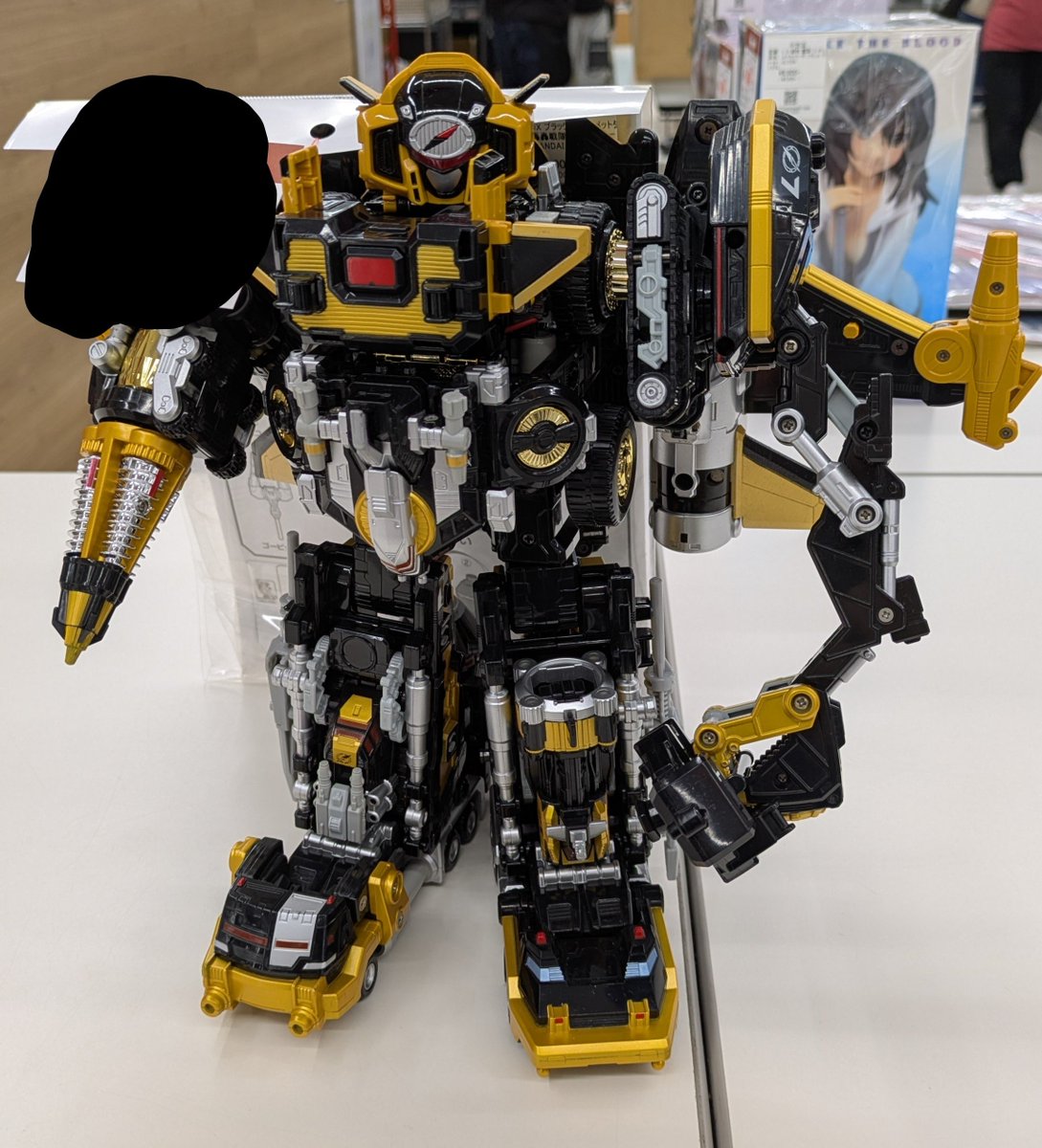 ripetakos's tweet photo. 帰り道ホビーオフ
なにかあっ

ｱｯｯｯ!!!!!!!(過呼吸

20年越しの夢
ブラックアルティメットダイボウケンが手に入ったわよ！！！💕💕💕 https://t.co/NVEexKlPgA