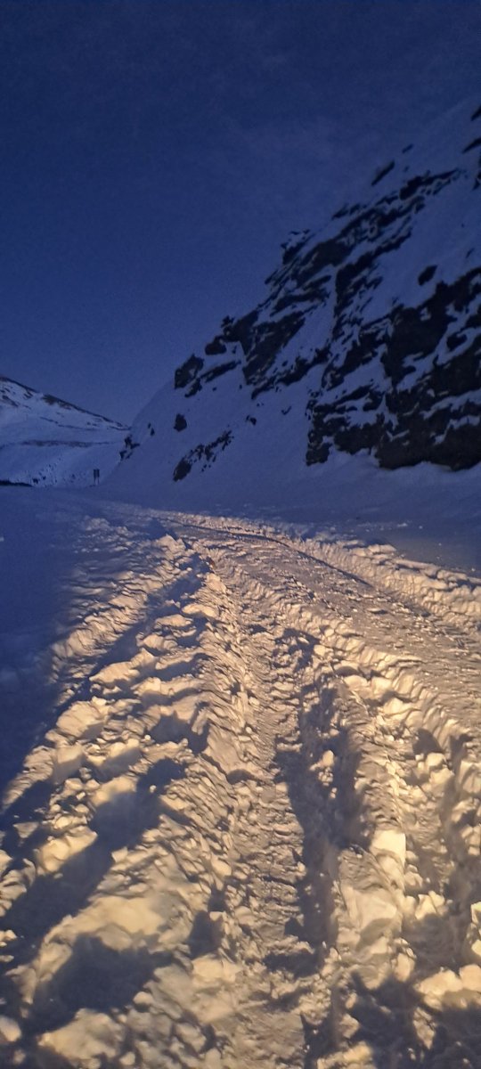 Wakhi001's tweet photo. Want some adventure? 
#Babusar https://t.co/ySM5NXfbgy
