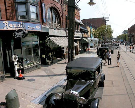 TOFilming_EM's tweet photo. Movie History!
#CinderellaMan (2005) brought Russell Crowe’s James J. Braddock story to the big screen, with 1930s Depression-era New York recreated right here in Toronto! 🇨🇦🥊🎥 https://t.co/IvkXy4obay