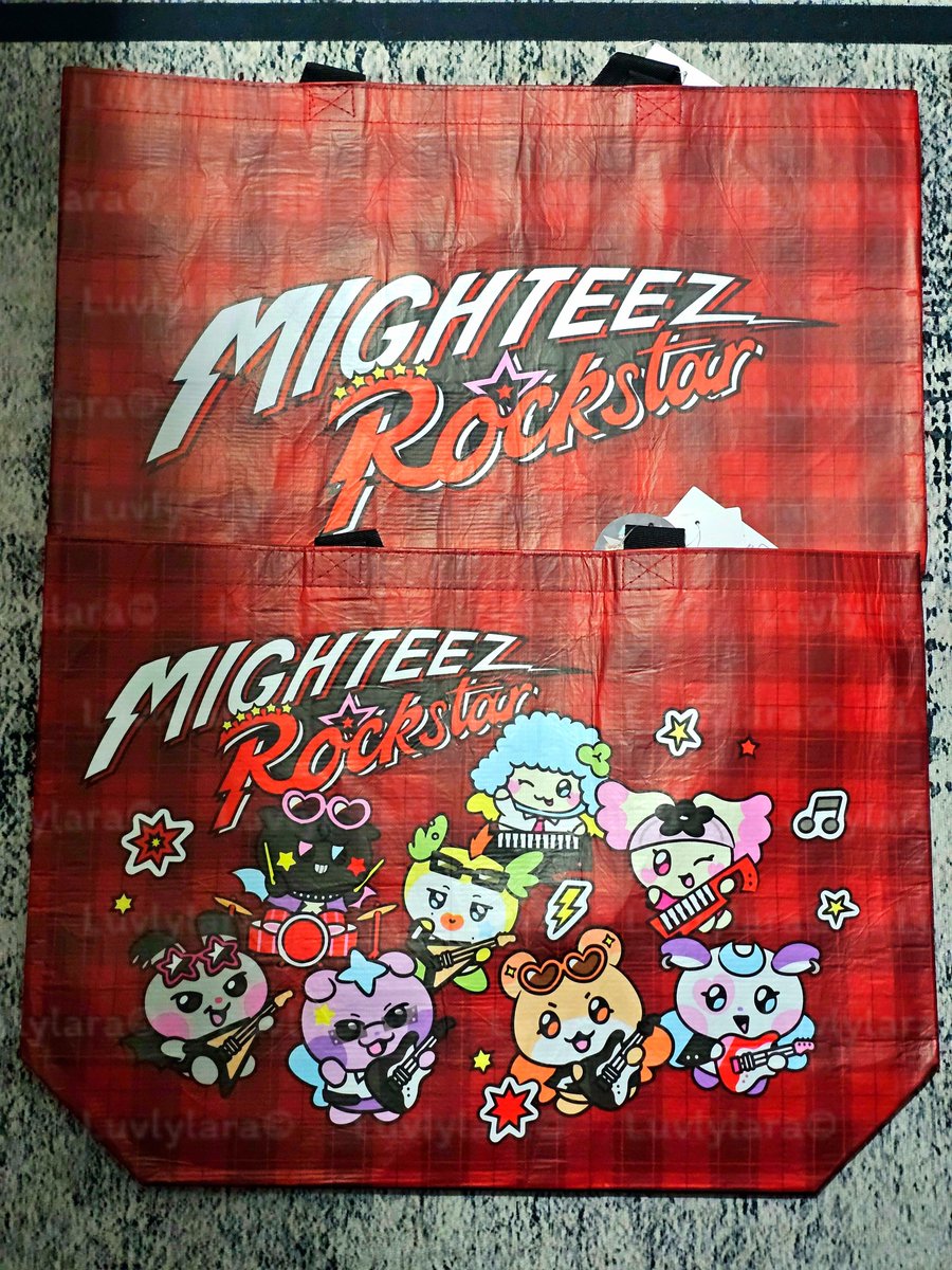 luvlylara's tweet photo. WTS MIGHTEEZ ROCKSTAR reusable bag.
💰 RM 20 each
📦 RM 7 WM | RM 14 EM
📍#TheGreenSeaAwaits #TheGreenSea8th
#PrettyBoyHJ
⚠️ Fcfs. No reserve 🙏🏻
#PasarATEEZ #PasarATEEZMY https://t.co/Qo7BCnYUVU