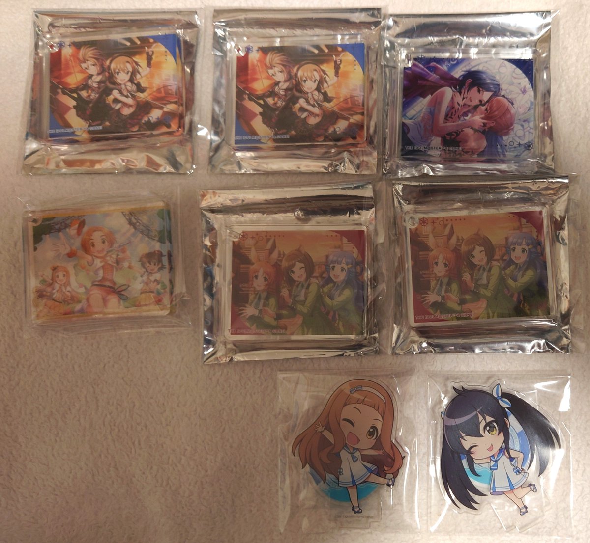 chiakitosouta's tweet photo. 【交換】アイマス シンデレラガールズ デレマス 缶バッジ コロッタ アクカ

譲:画像1～3
求:画像1 400円 画像2 500円 画像3 700円

郵送
デレ 15th 現地手渡し

よろしくお願いいたします https://t.co/WQQOnae50s