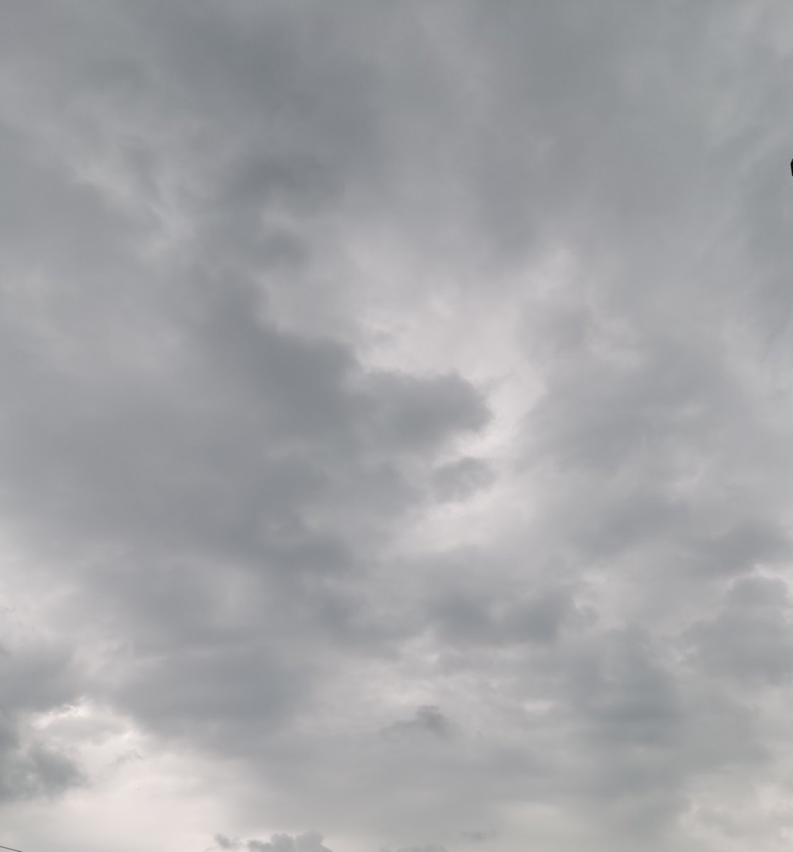 PoweRvk4_'s tweet photo. 今日見た空、なんだか皆瘴疵っぽくて憂鬱だわ。 https://t.co/ioVT98kaxQ